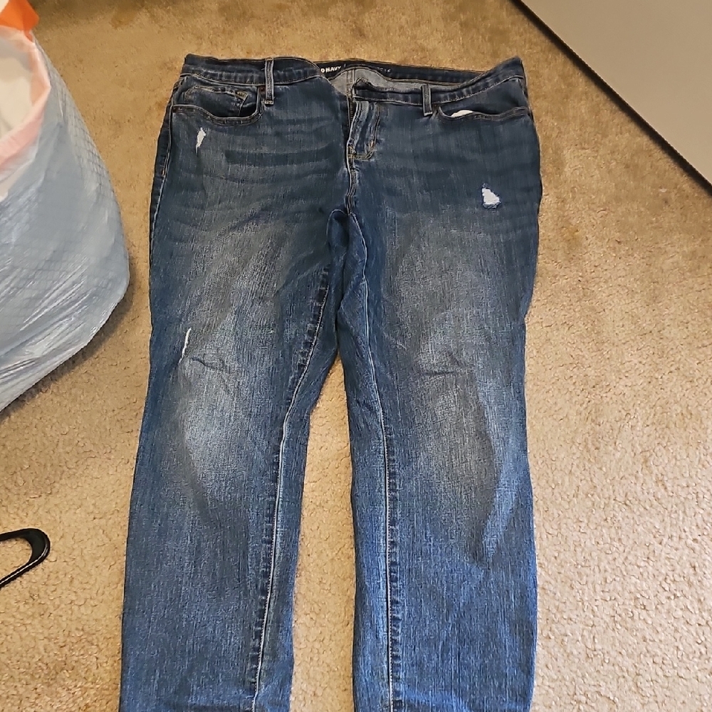 Old Navy Women's Distressed Blue Straight Leg Jeans